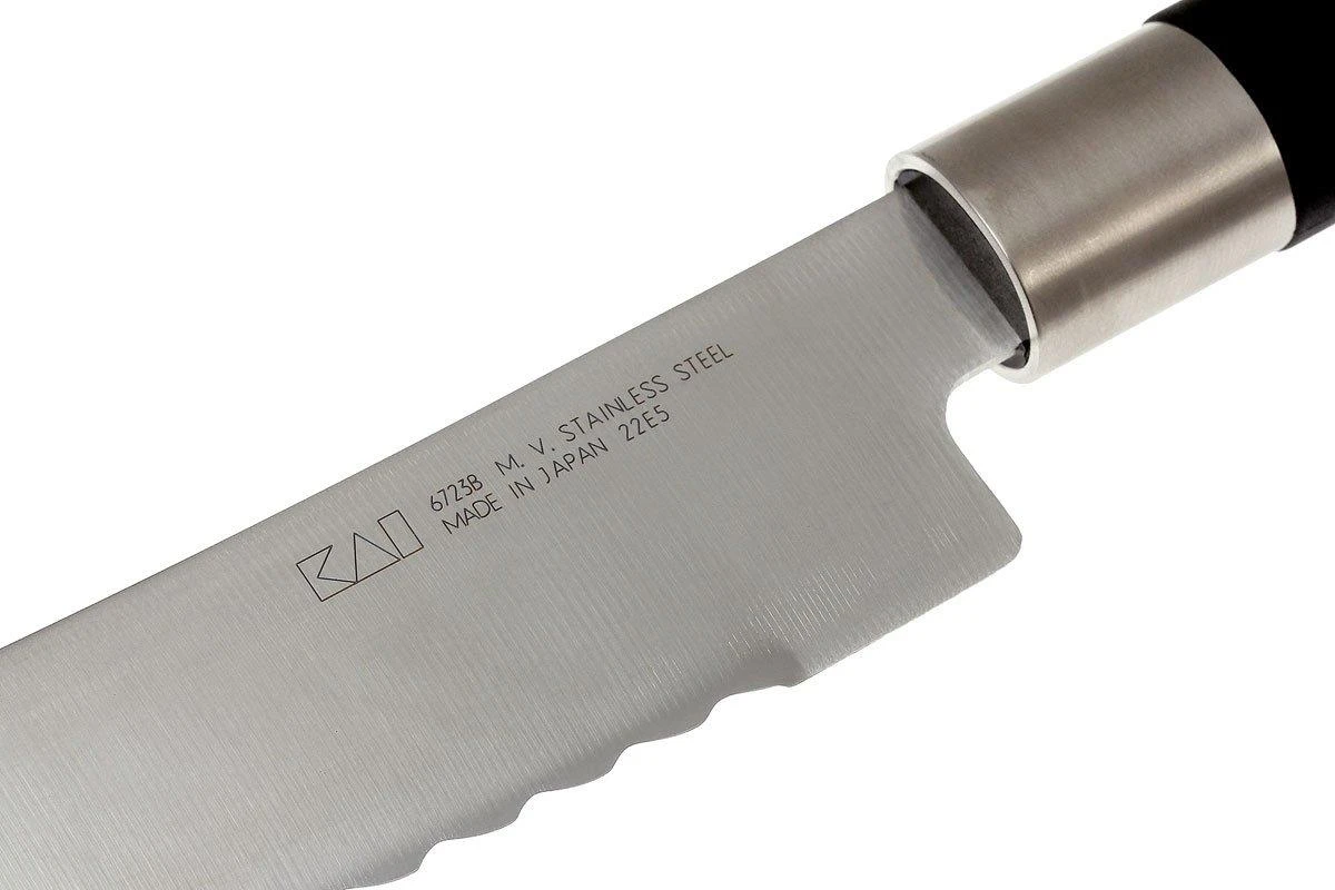 Kai Wasabi Black Couteau à Pain 23cm 6723B 2 Kai Wasabi Black Couteau à Pain 23cm 6723B – Image 2