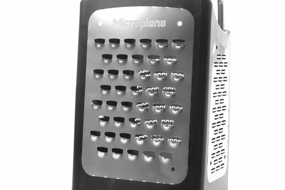 Microplane 4 Faces Râpe Box Grater Noire 3 Microplane 4 Faces Râpe Box Grater Noire – Image 3