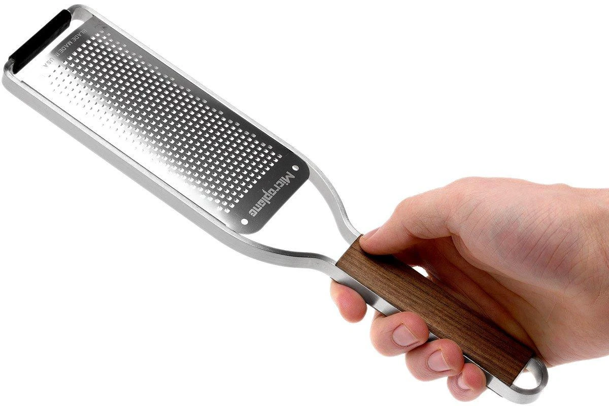 Microplane Master Grater Rasp Fine #2, Fine 43304 4 Microplane Master Grater Rasp Fine #2, Fine 43304 – Image 4