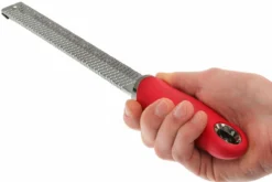 Râpe Microplane Premium Classic, Rouge -Cuisine Couteaux Boutique MP46120 06 microplane premium classic rasp rood mp46120 d6