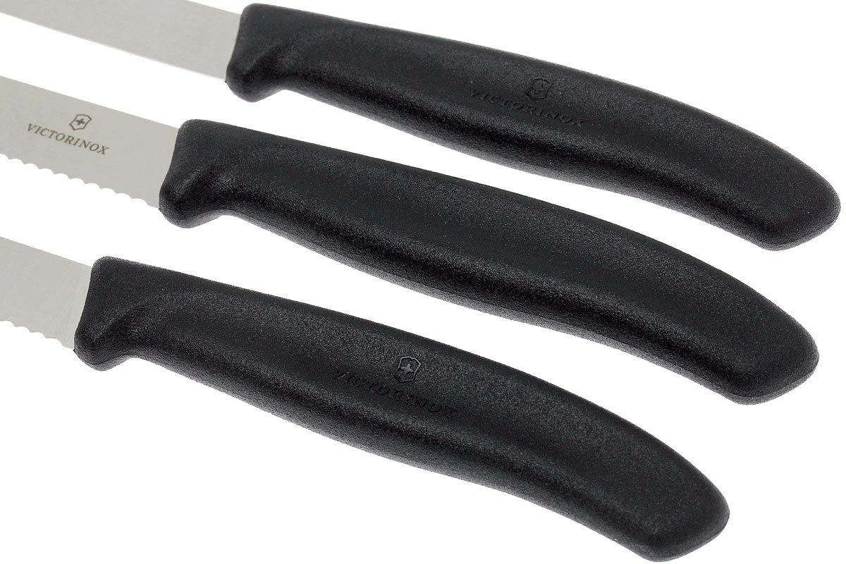 Victorinox SwissClassic Couteaux à Légumes Noir, Set De 3, 6.7113.3 3 Victorinox SwissClassic Couteaux à Légumes Noir, Set De 3, 6.7113.3 – Image 3