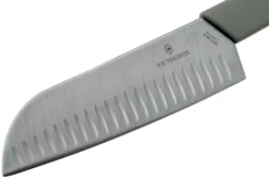 Victorinox Swiss Modern Santoku, Vert Olive -Cuisine Couteaux Boutique VT6 9056 17K6B 03 victorinox scaled