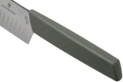 Victorinox Swiss Modern Santoku, Vert Olive -Cuisine Couteaux Boutique VT6 9056 17K6B 05 victorinox scaled